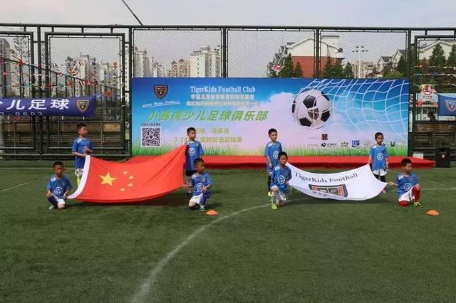 与马刺一起 与马刺一起