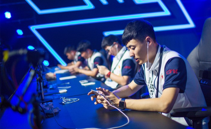 力将让整个 力将让整个